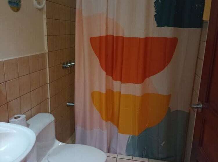 هتل Cocodrilo Sierpe