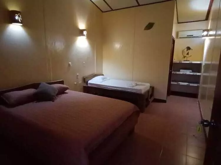 Hotelli Cocodrilo Sierpe