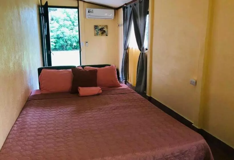 Hotelli Cocodrilo Sierpe