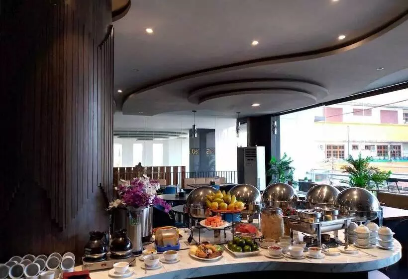 Golden Palace Hotel Ambon