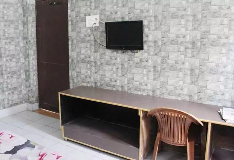 Hotelli Goroomg Shri Ganesh Yatri Niwas Haridwar