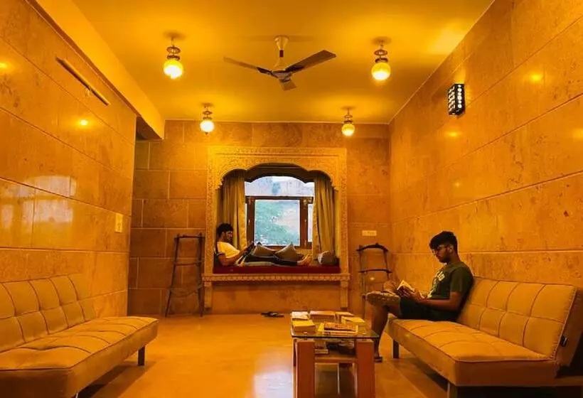 هتل Goroomgo Deep Mahal Safari Jaisalmer