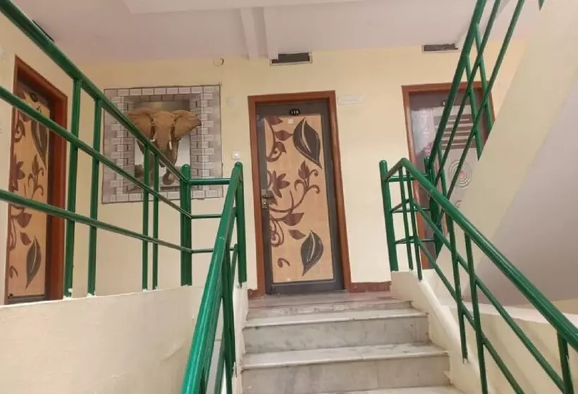 Hotelli Goroomgo Heera Palace Mysore