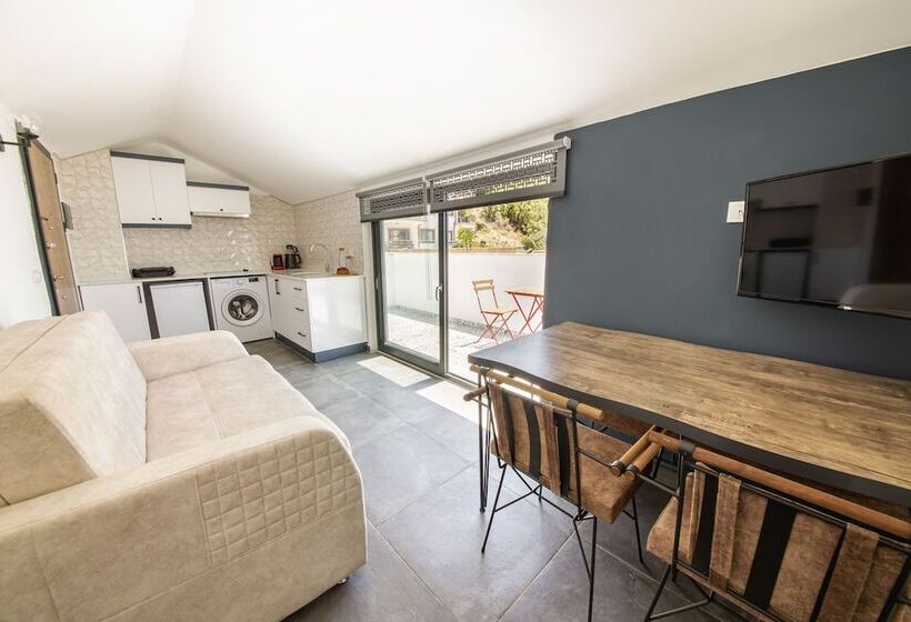 בית מלון כפרי Lambuka Apart