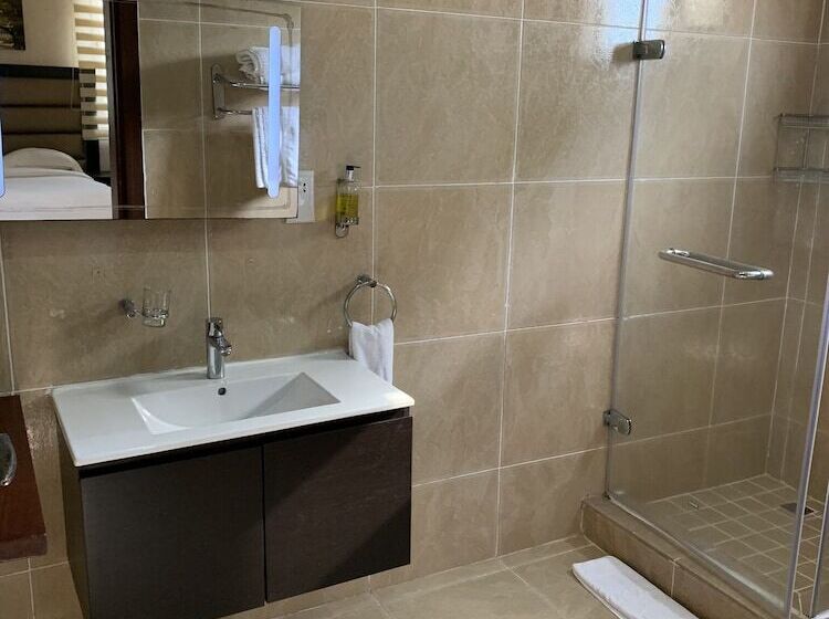 בית מלון כפרי Lodge By Eagles