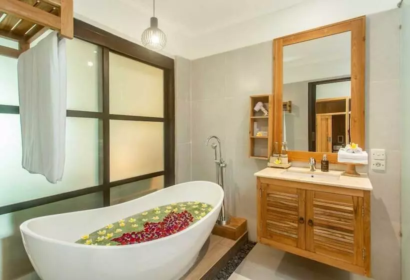 ホテル Manah Shanti Suites By Pramana Villas