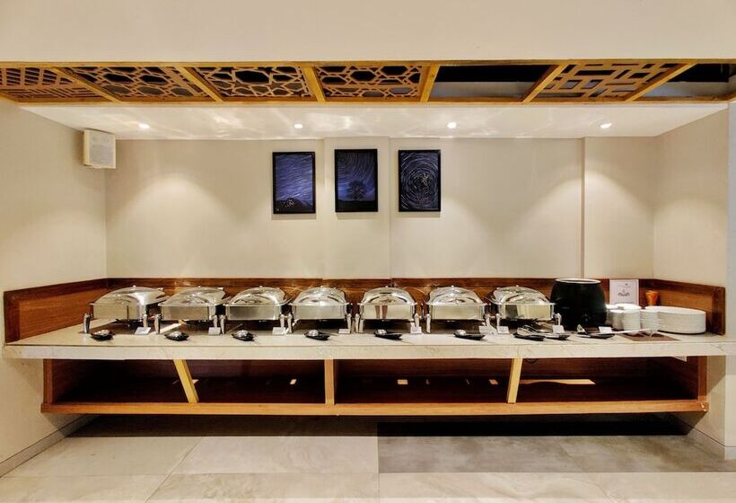 酒店 Pushpam Lords Resort Karjat Pure Veg