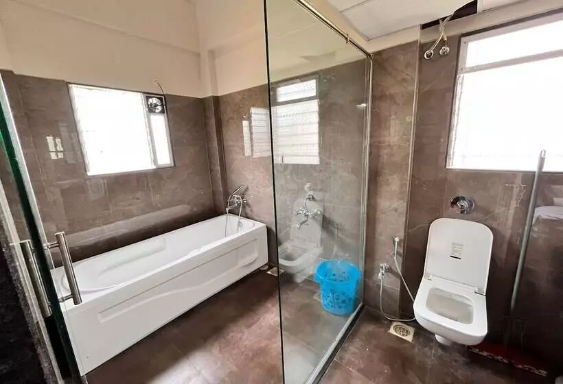 Hotelli Pushpam Lords Resort Karjat  Pure Veg