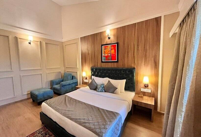 酒店 Pushpam Lords Resort Karjat Pure Veg