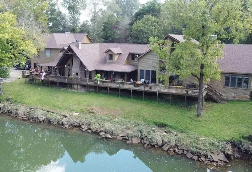ホテル River Wellness Lodge