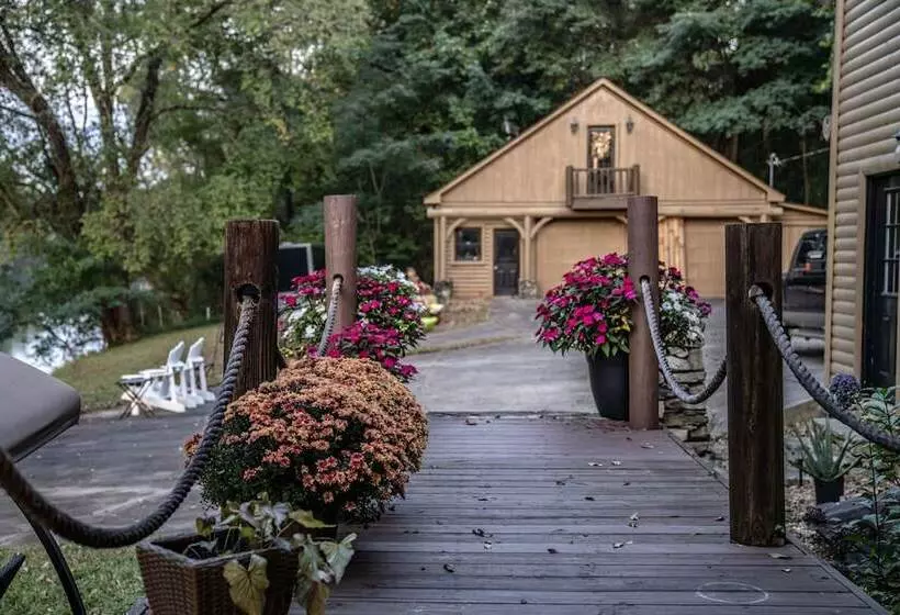 ホテル River Wellness Lodge