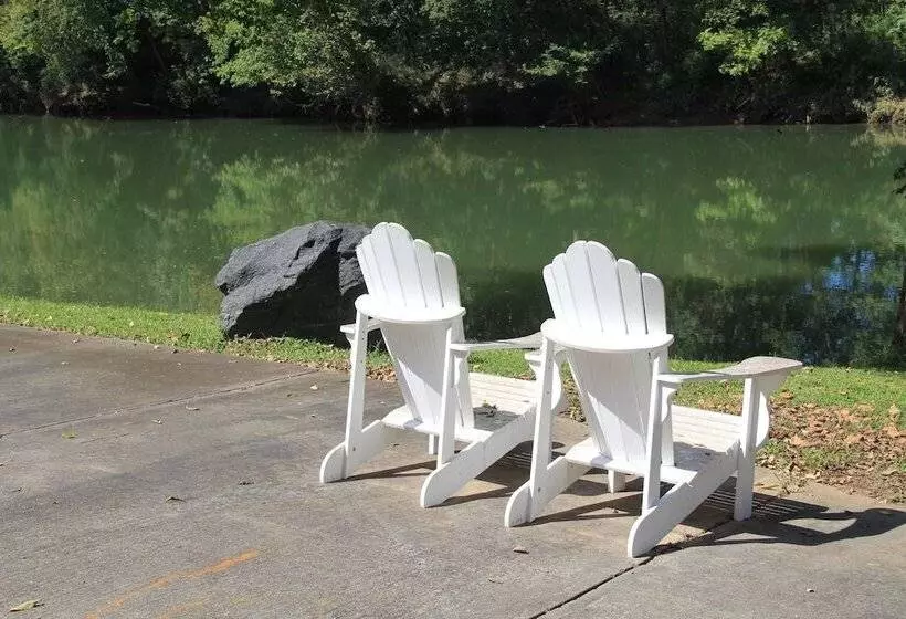 ホテル River Wellness Lodge