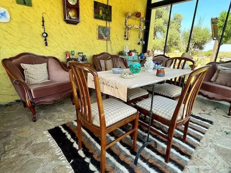 هتل Tenedos Tatil Odaları
