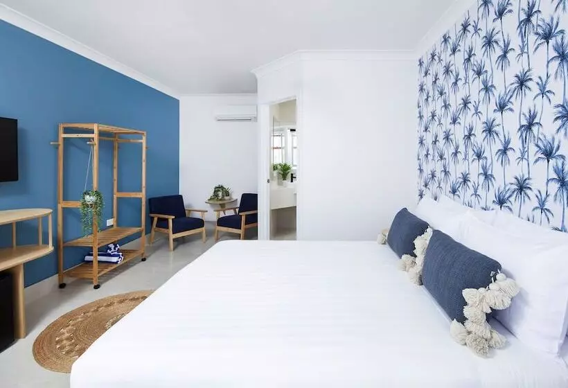 Hotelli Tessa S On The Beach Boutique