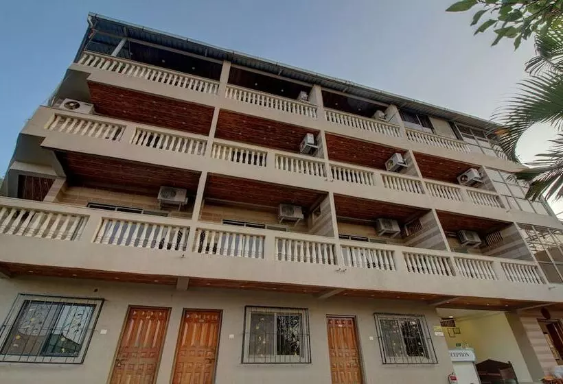 Hotelli Treebo Jeevan Village