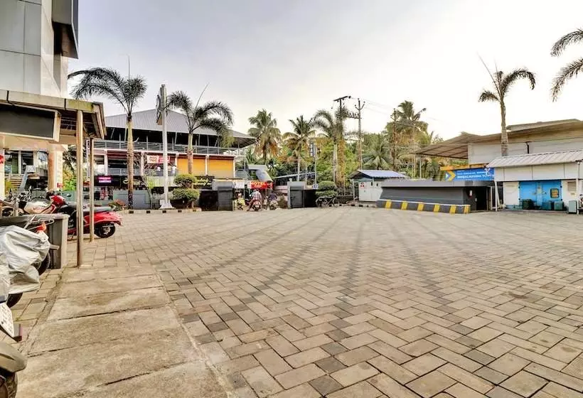 Treebo Symphony Hotels And Resorts Angamally