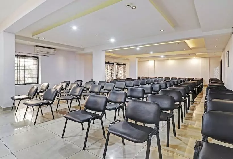 Treebo Symphony Hotels And Resorts Angamally