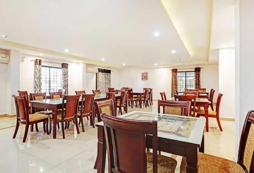 Treebo Symphony Hotels And Resorts Angamally