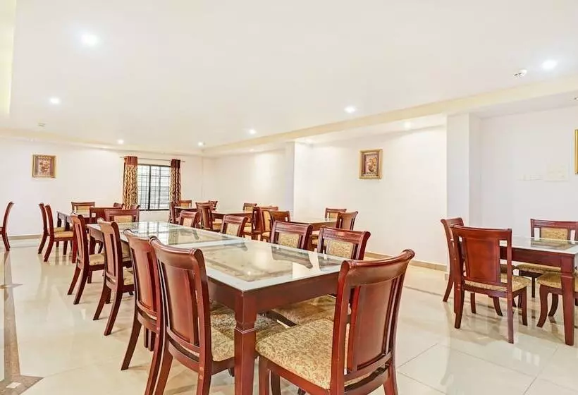 Treebo Symphony Hotels And Resorts Angamally