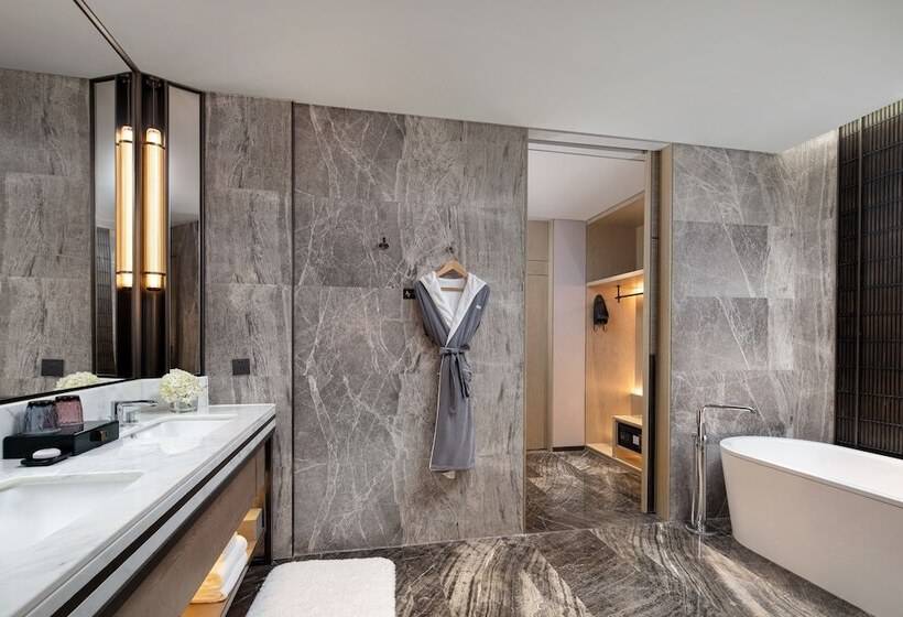 בית מלון כפרי Yangziriverinternationalconferencecenter