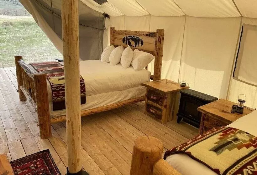 Hotelli Yellowstone Dreamin Camp