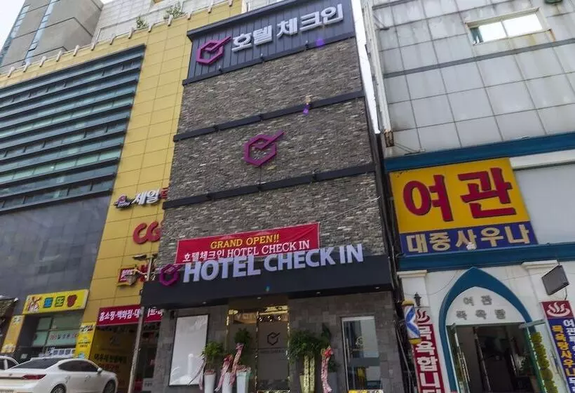 Motelli Cheonan Hotel Check In