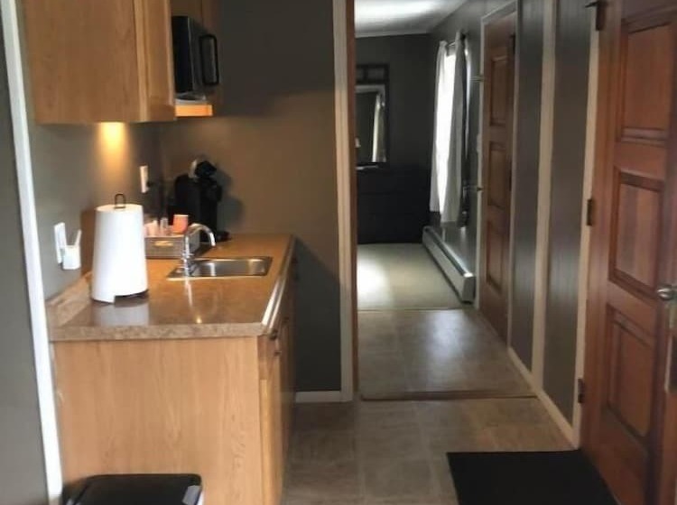 מוטל Oakes Oramel Inn