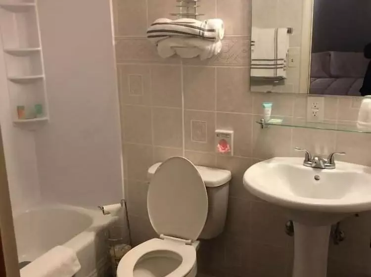 Motelli Oakes Oramel Inn