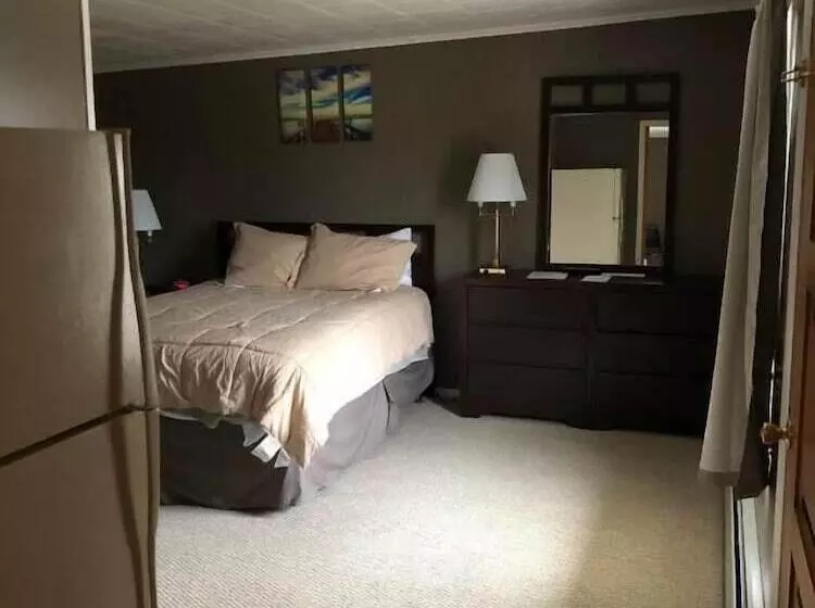 Motelli Oakes Oramel Inn