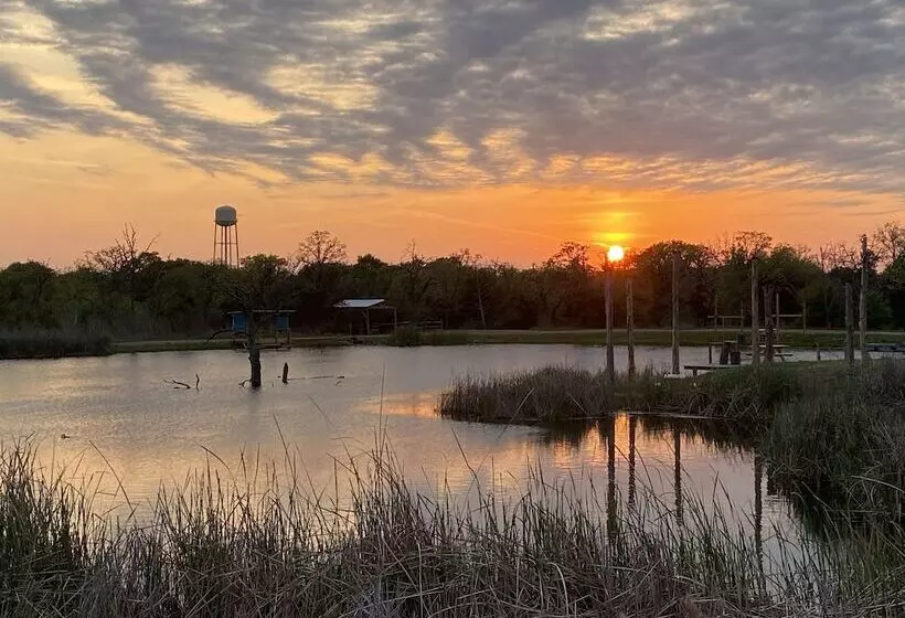 Outcast Landing   A Fisherman S Paradise