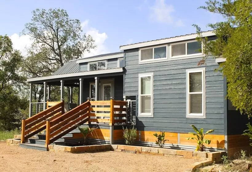 Outcast Landing   A Fisherman S Paradise