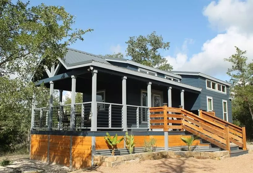 Outcast Landing   A Fisherman S Paradise