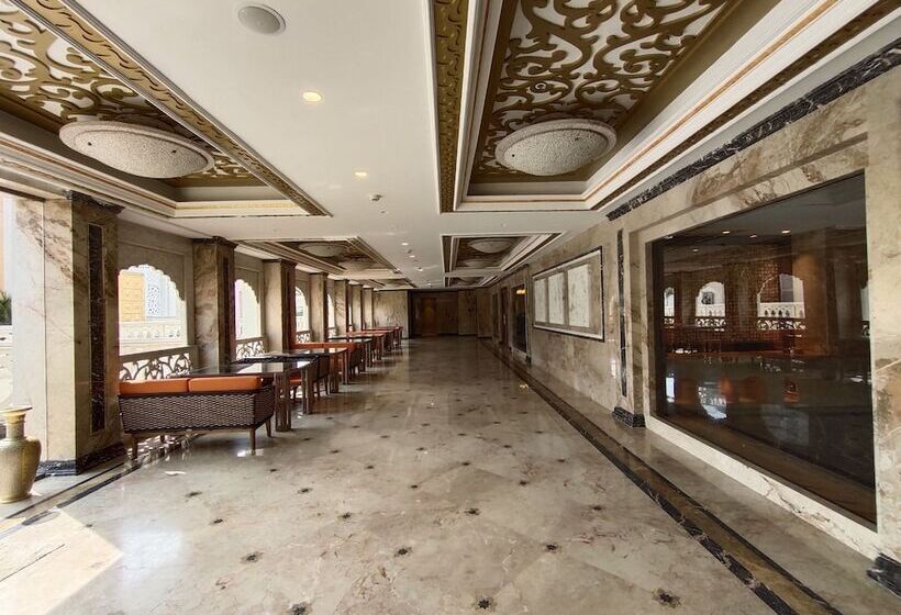 אתר נופש Kaldan Samudhra Palace