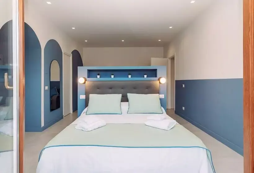 Sorrento Colors & Suites