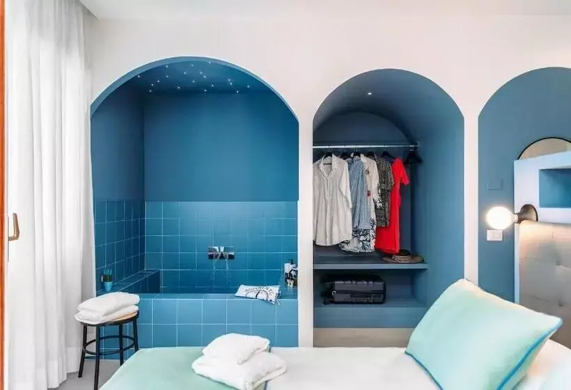 Sorrento Colors & Suites