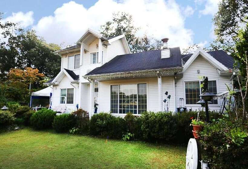 Yeoju White House Pension