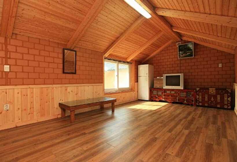 Cheongju Chujeonggol Pension