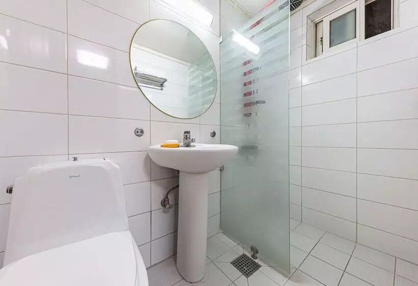 Cheongju Yeppeun Motel