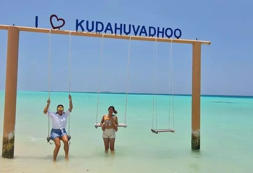 Blue Wave Hotel Maldives