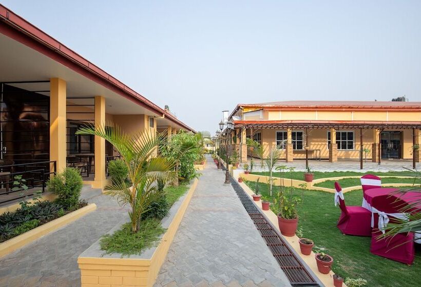 هتل Classic Plaza