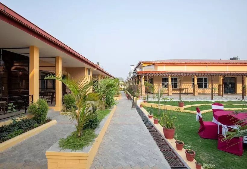 هتل Classic Plaza