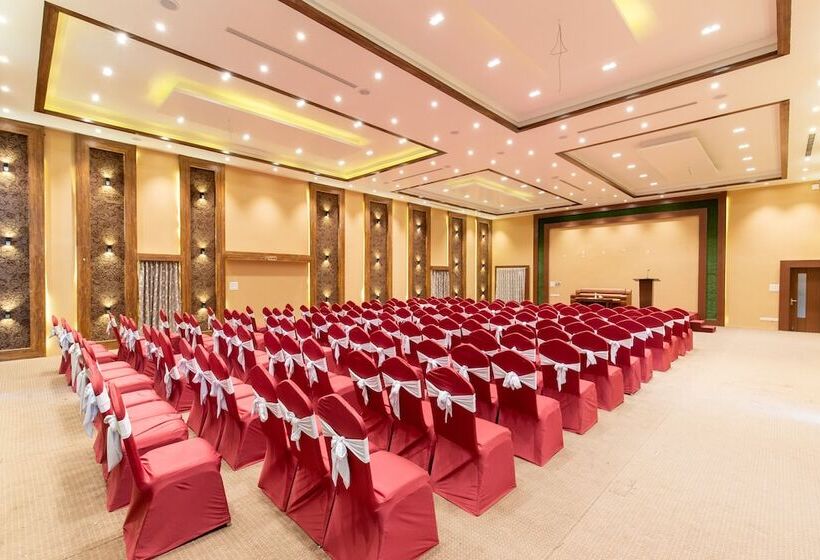 هتل Classic Plaza