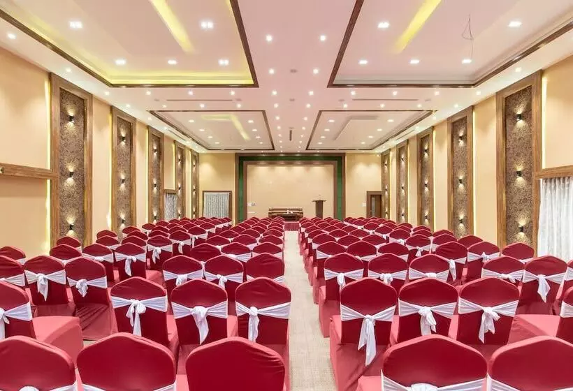 هتل Classic Plaza