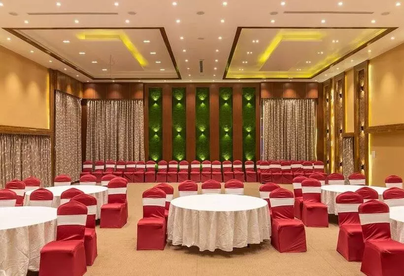 هتل Classic Plaza