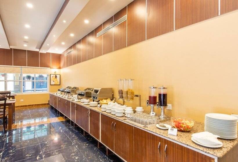 هتل Classic Plaza