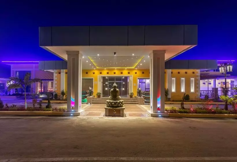 هتل Classic Plaza