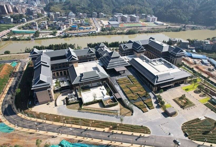 Hotel Courtyard By Marriott Liuzhou Sanjiang