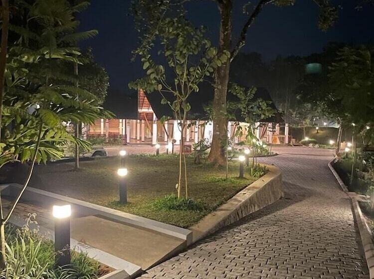 Hotel Great Trails Wayanad By Grt