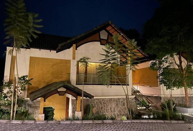 Hotel Great Trails Wayanad By Grt