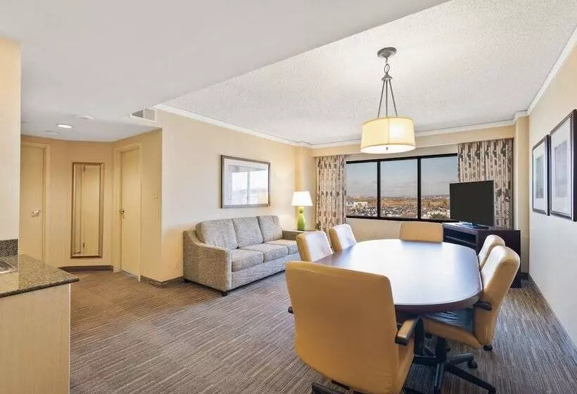 Hotelli Harmony Suites Secaucus Meadowlands